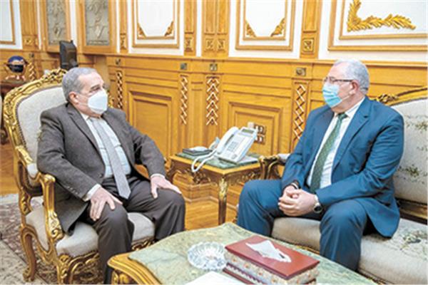 وزير الدولة للإنتاج الحربى ووزير الزراعة يبحثان تطوير حديقتى «الحيوان» و«الأورمان»