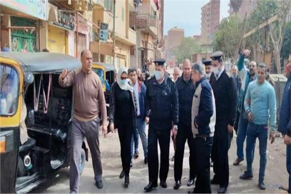 نائب محافظ القليوبية يتابع إزالة الإشغالات بسوق قليوب 
