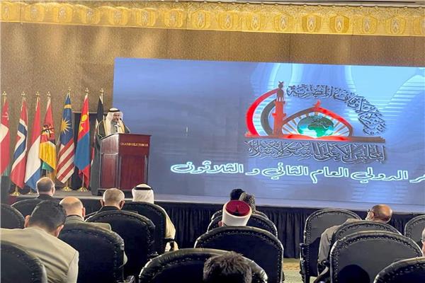 عادل العسومي