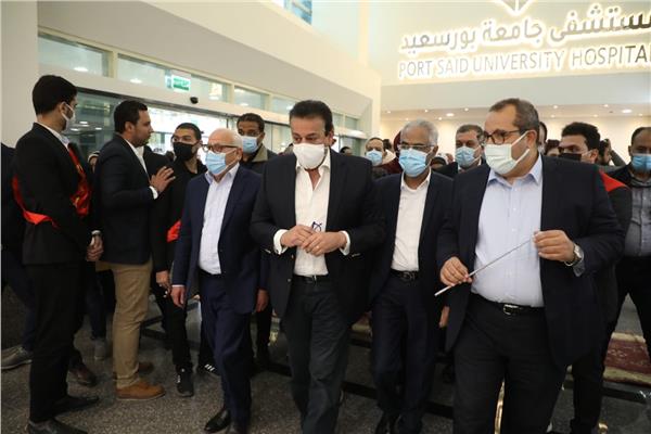 وزير التعليم العالي  مستشفي بورسعيد 