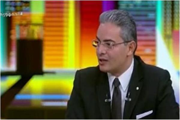  طارق سعده نقيب الإعلاميين
