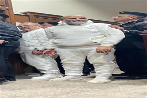المتهمين
