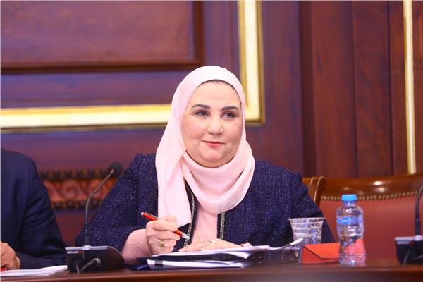  وزيرة التضامن الاجتماعي