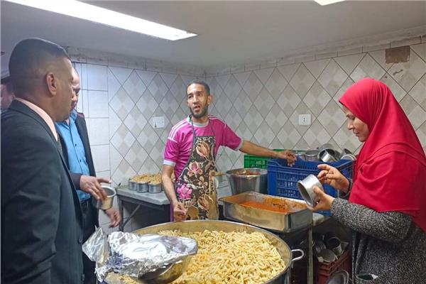  حملة للتفيش على المطاعم 