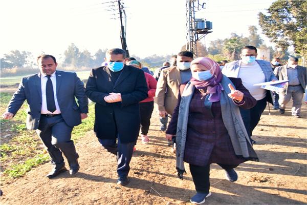 محافظ الغربية يتفقد قرى بسيون عقب انضمامها لحياة كريمة