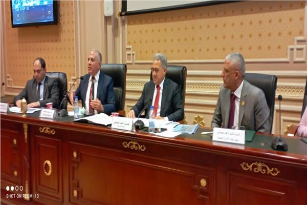  عبد العاطي يشارك فى إجتماع لجنة الإدارة المحلية بمجلس النواب 
