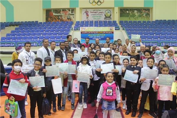 ختام برنامج جامعة الطفل بجامعة جنوب الوادى 