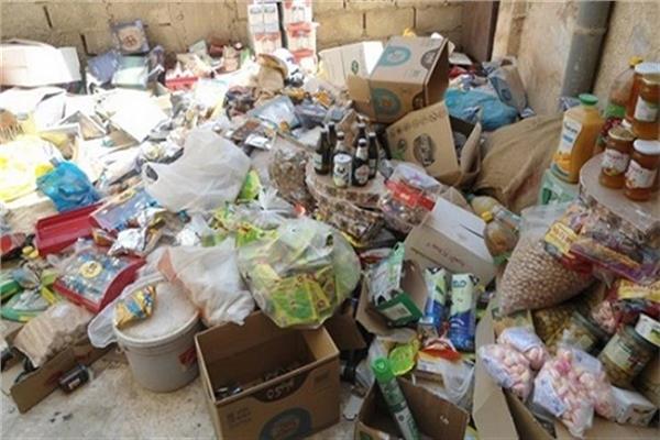 مواد غذائية مجهولة المصدر