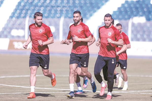 برنامج خاص للاعبي الأهلى عقب مباراة الهلال الأفريقية لتخفيف الحمل التدريبى قبل مباريات الدورى