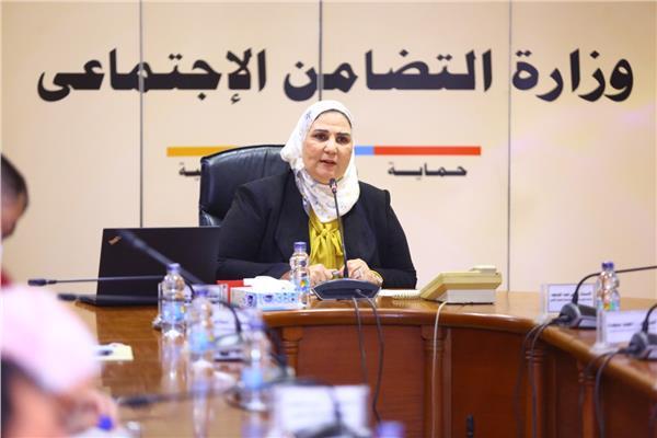  الدكتورة نيفين القباج وزيرة التضامن الاجتماعي