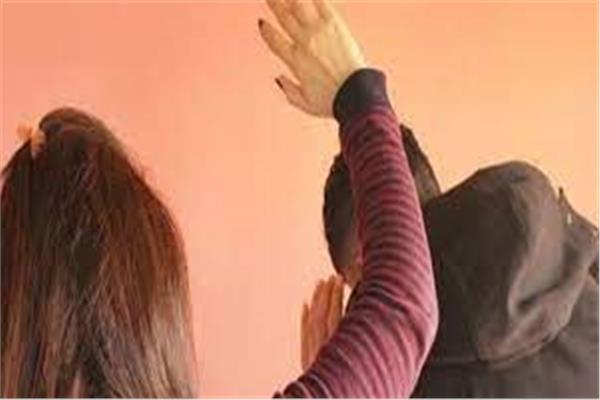 مراتي قوية ومفترية