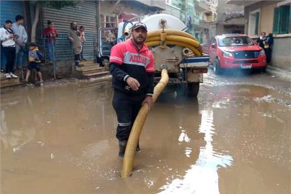  سقوط الأمطار علي 7 مراكز بالمنيا ..والمحافظ : رفع درجة الاستعداد القصوى 