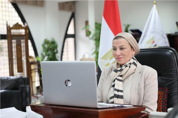 ‫ وزيرة البيئة