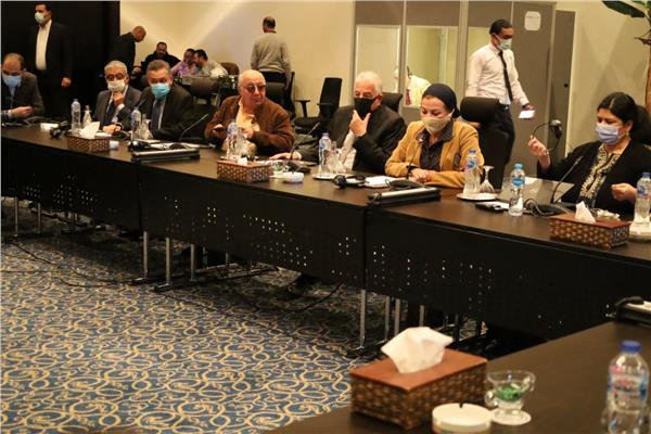 ‫ وزيرة البيئة : وضع خطة عمل تنفيذية لتنظيم مؤتمر تغير المناخ  cop27  