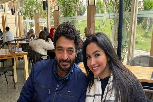 نبيلة مع والدها حميد الشاعري