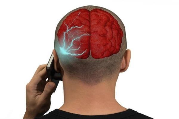 الموبيل يسبب سرطان الدماغ