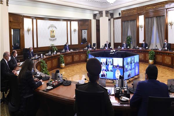 رئيس الوزراء يتابع جهود رصد التعامل مع المخالفات من خلال منظومة المتغيرات المكانية بالمحافظات