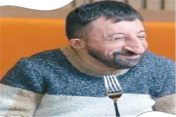 «كوكسال بابا» حائر بين موجة من الانتقادات والتعاطف!