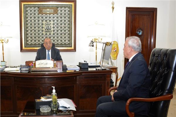 وزير التنمية المحلية و رئيس هيئة تنمية الصعيد