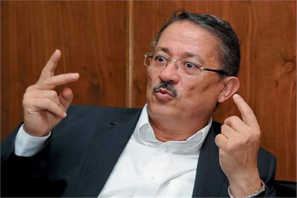  أسامة عقيل  أستاذ هندسة الطرق والنقل بجامعة عين شمس