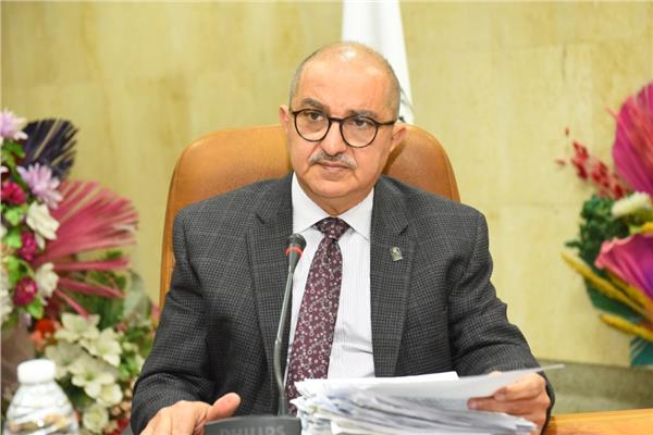 رئيس جامعة أسيوط
