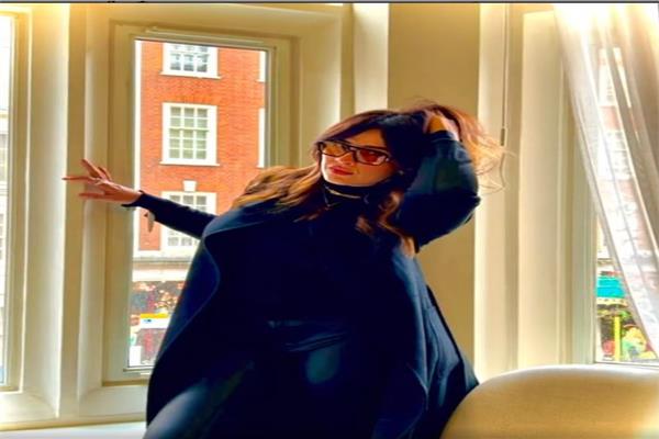 الفنانة ياسمين عبدالعزيز