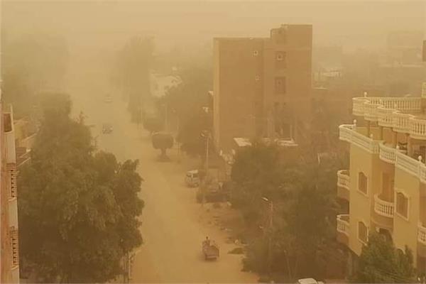 عاصفة ترابية