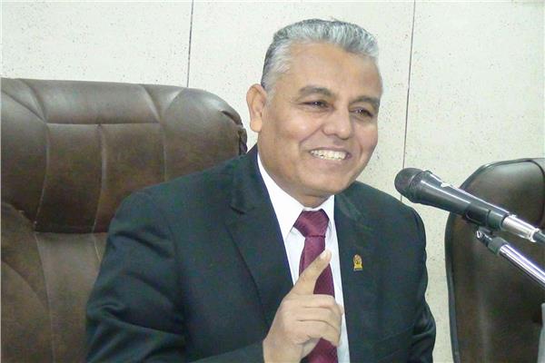 رئيس جامعة جنوب الوادى