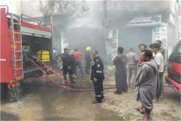 إخماد حريق مخلفات بمنشأة القناطر 