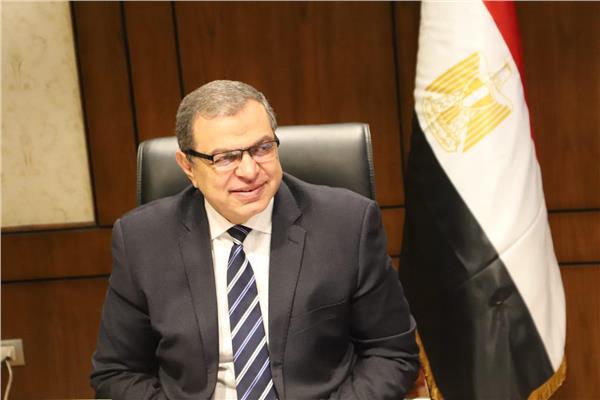 وزير القوي العاملة محمد سعفان