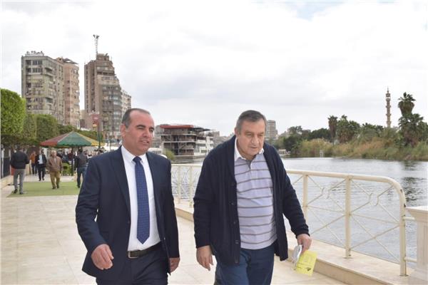 عصام شرف 