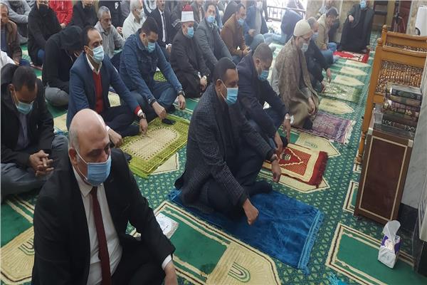 محافظ البحيرة