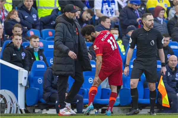 لحظة إصابة محمد صلاح 