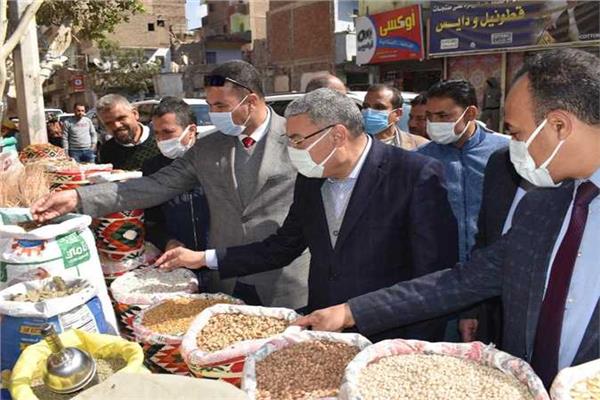 حملة علي الأسواق بالمنيا 