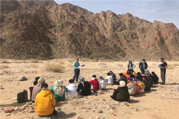 طلاب جامعة قناة السويس فى رحلة علمية إلى جنوب سيناء 