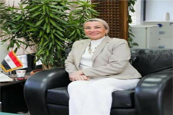 وزيرة البيئة