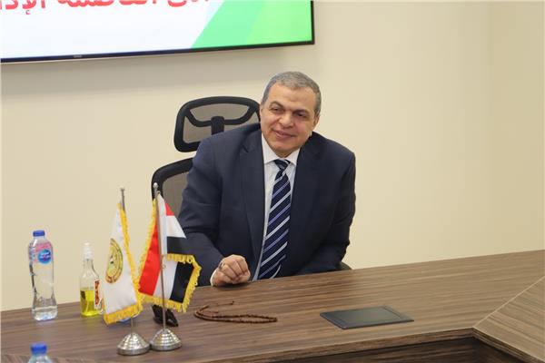 محمد سعفان، وزير القوى العاملة،