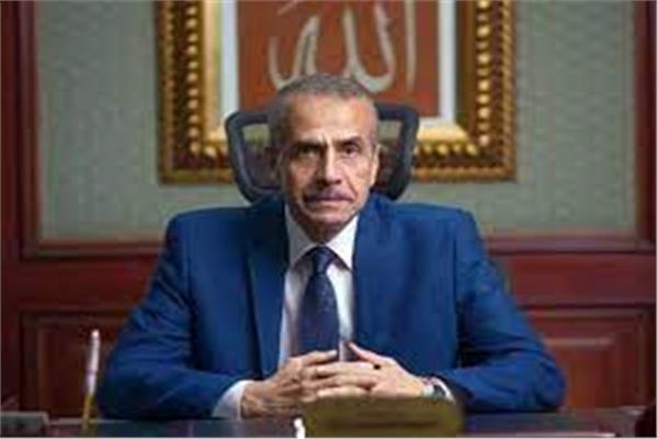 اللواء خيرت بركات رئيس الجهاز المركزى للتعبئة العامة والاحصاء . 