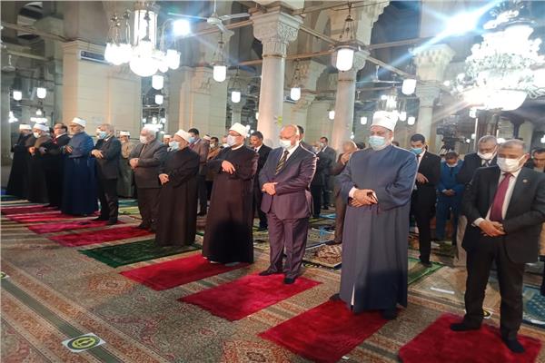 محافظ القاهرة يشهد احتفالية ليلة النصف من شعبان