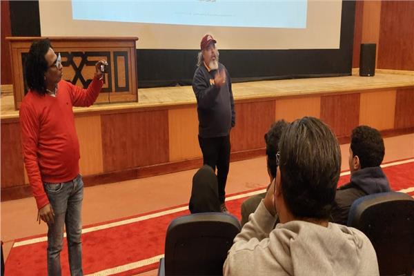 محاضرة للسينما بين يديك بقصر ثقافة شبين الكوم      