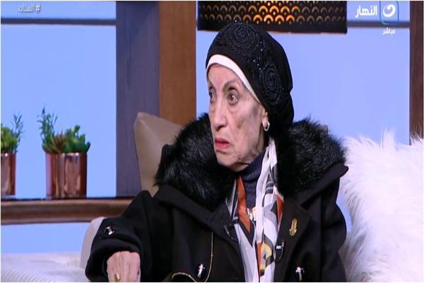 الفنانة القديرة رجاء حسين