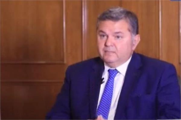 هشام توفيق وزير قطاع الأعمال العام