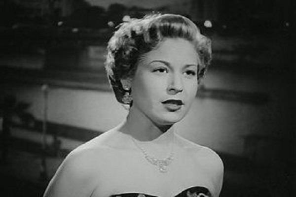 الفنانة زمردة