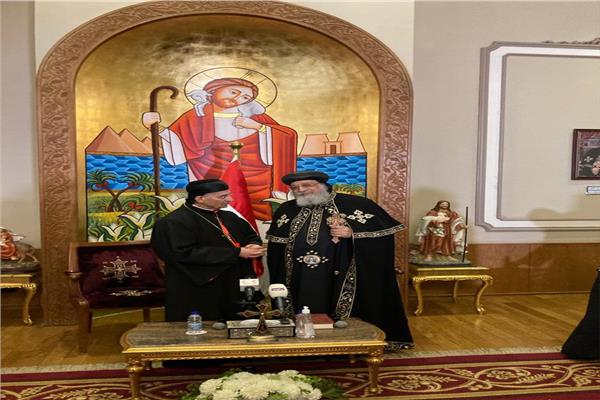 اثناء زيارة البطريرك الماروني لــ "البابا تواضروس بالكاتدرائية "