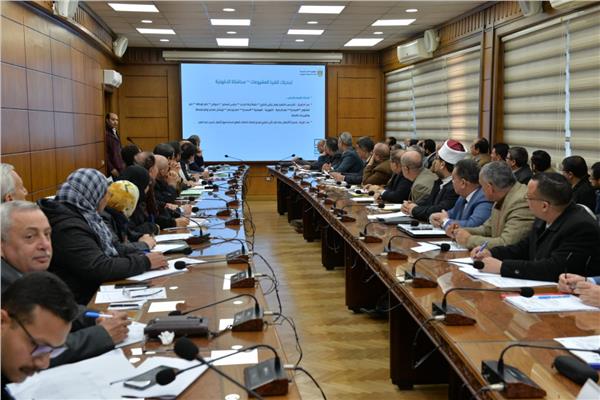   محافظ الدقهليه يبحث موقف الأراضي المطلوبه لإقامة مشروعات خدمية 