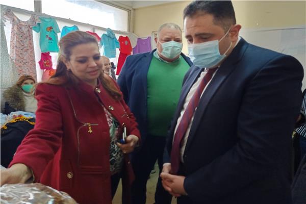 معرض الأسر المنتجة