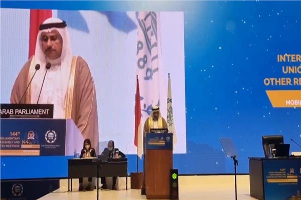 عادل العسومي