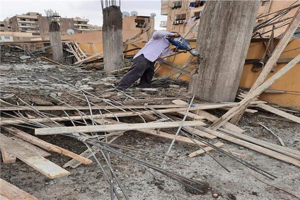 إزالة إنشاءات مخالفة بأرض الجولف