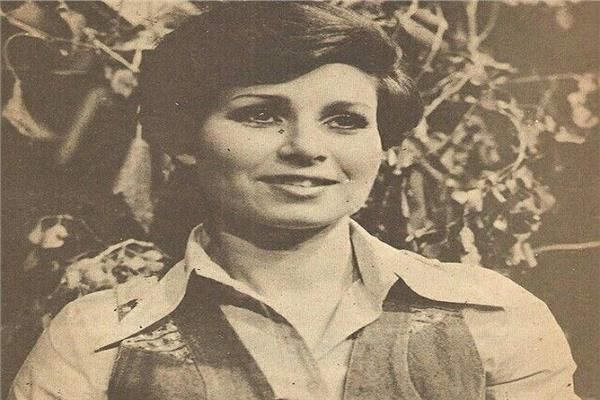  الإعلامية والفنانة الكبيرة نجوى إبراهيم