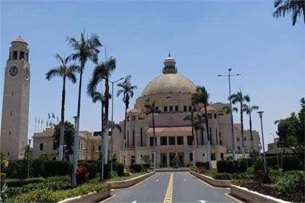 جامعة القاهرة